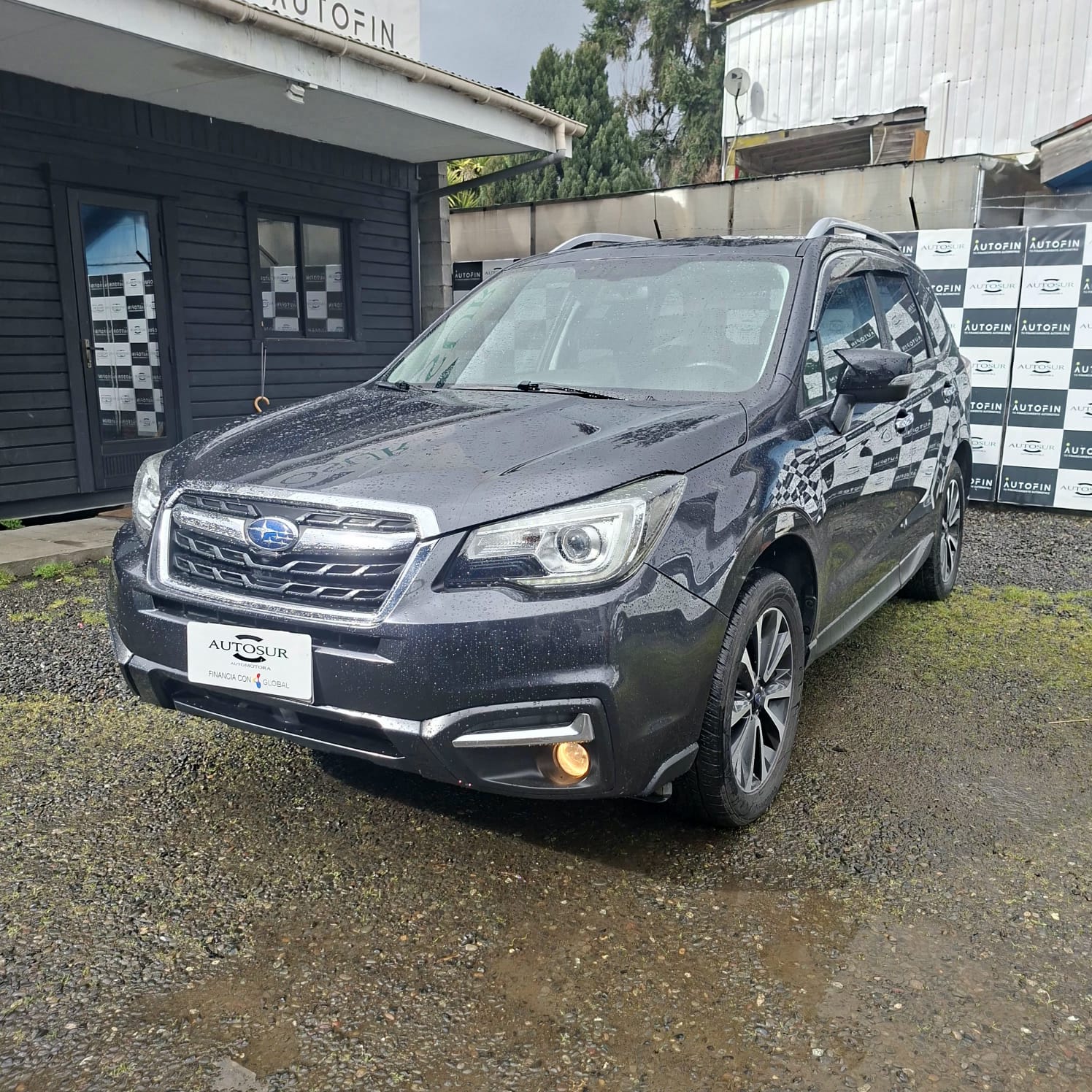 Subaru Forester 2.5 Awd Premium At – — foto 2 de 14