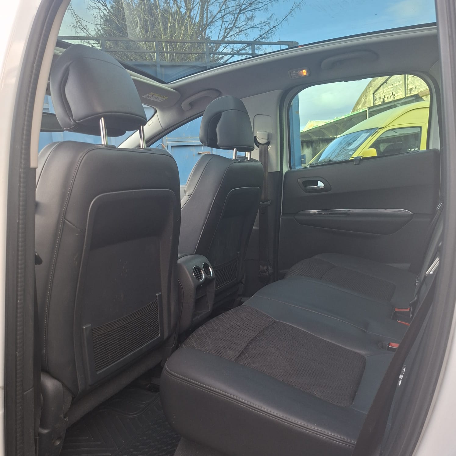 Peugeot 3008 Allure Blue Hdi At – — foto 8 de 19