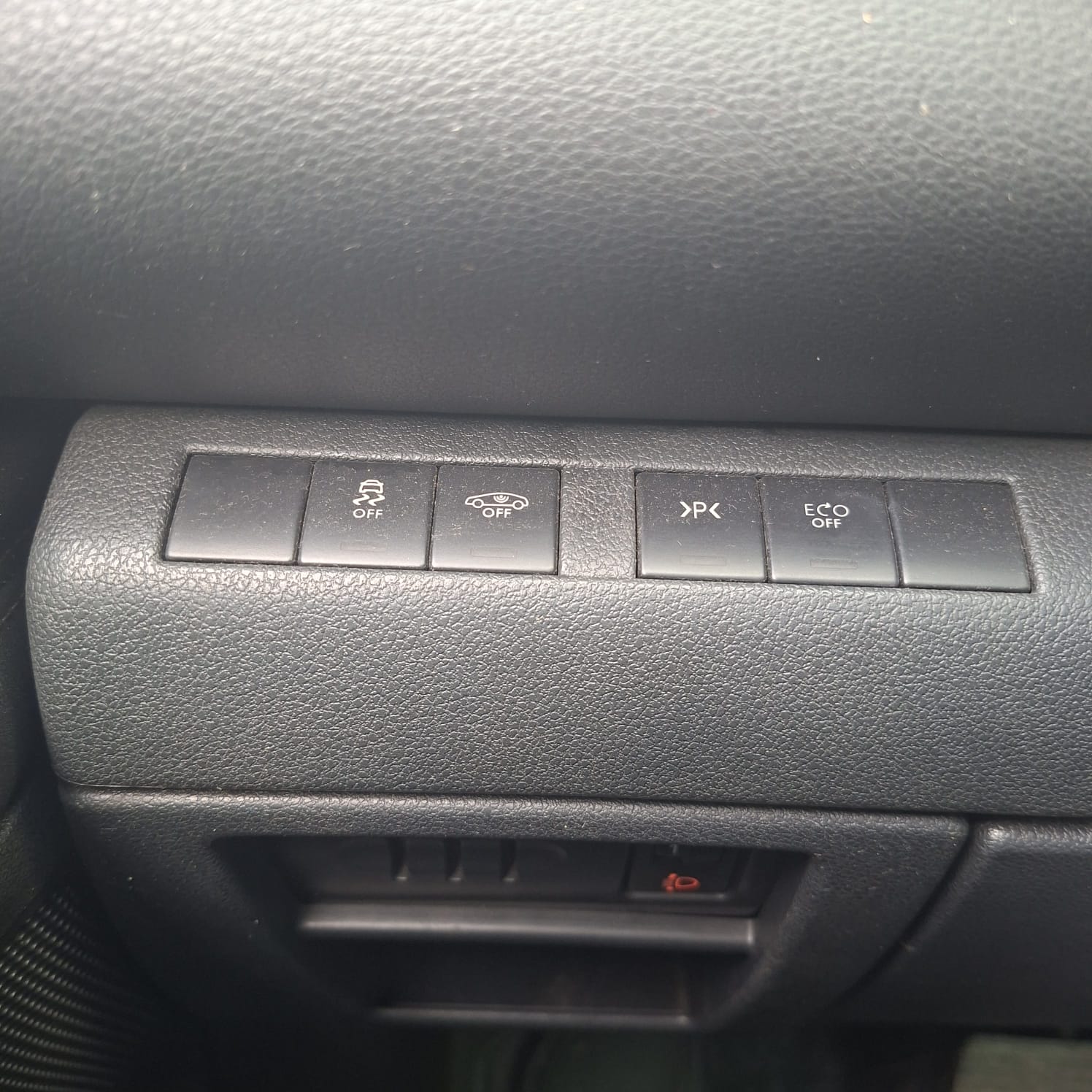 Peugeot 3008 Allure Blue Hdi At – — foto 9 de 19