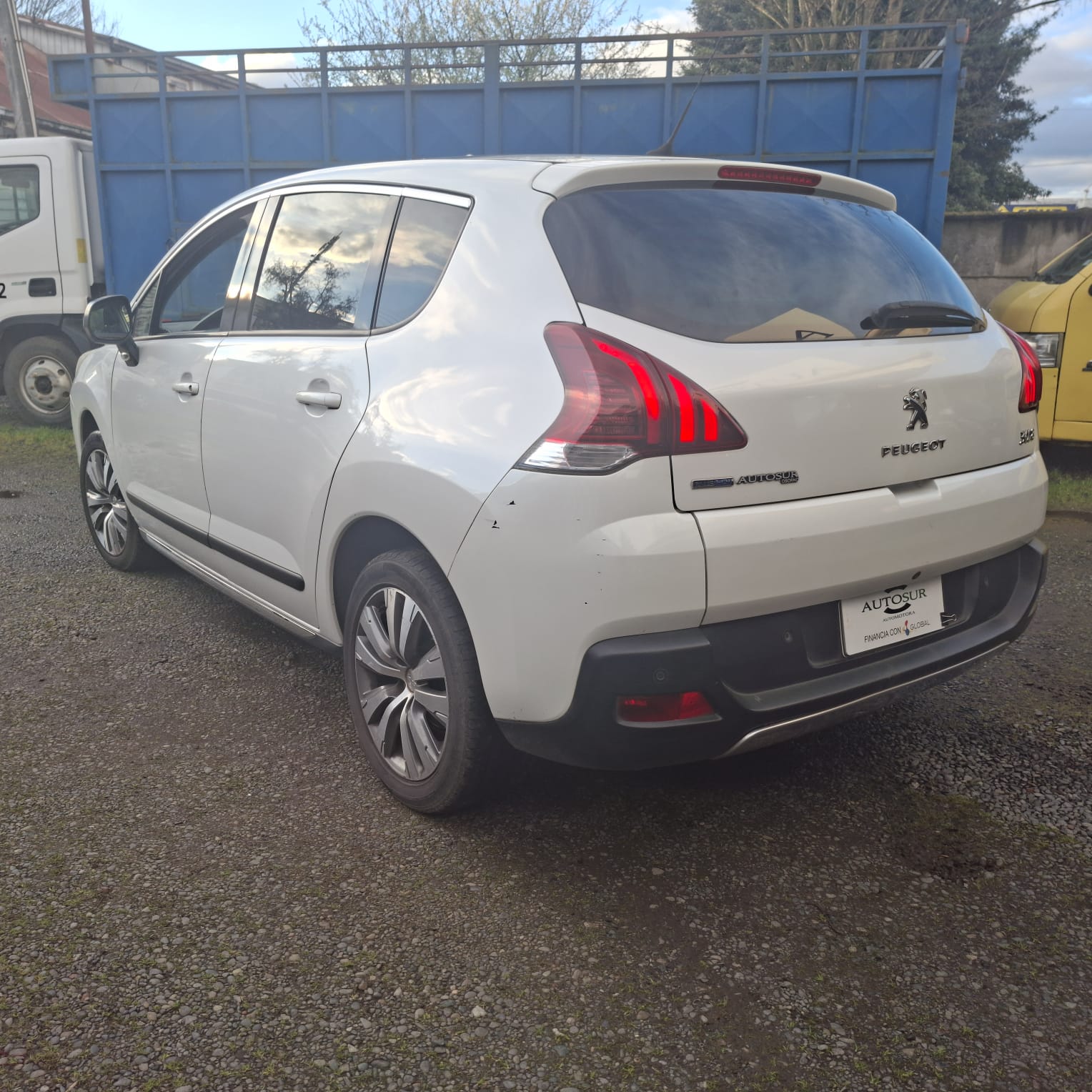 Peugeot 3008 Allure Blue Hdi At – — foto 6 de 19