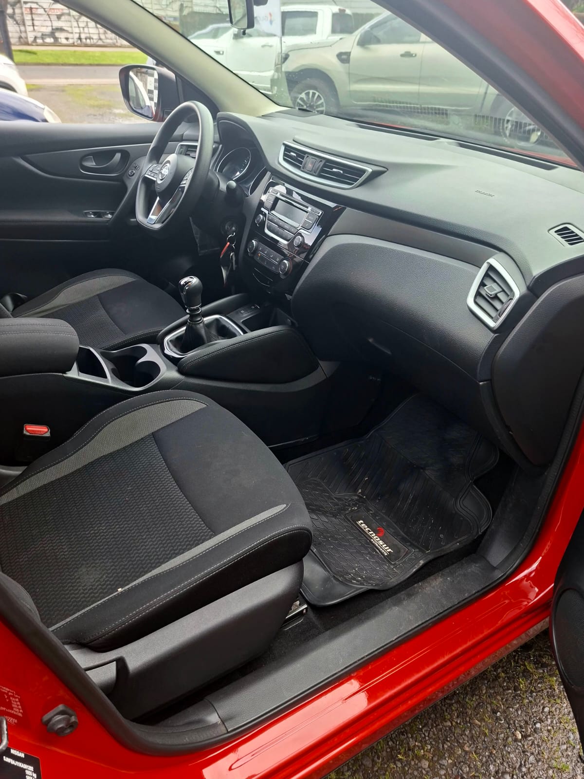Nissan New Qashqai 2.0 Sense – — foto 7 de 13