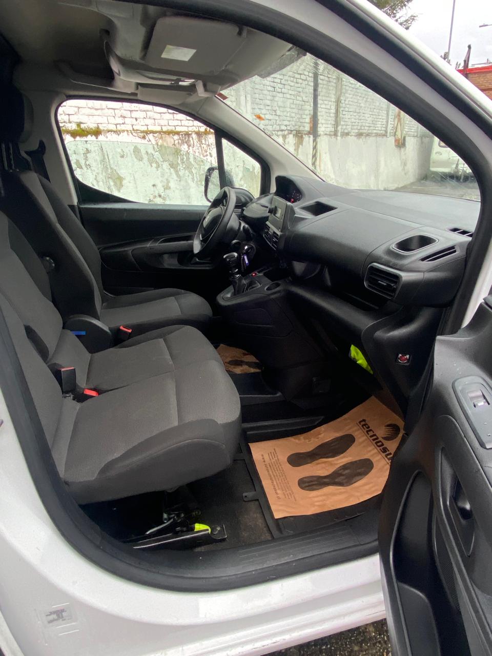 Peugeot Partner L1 Bluehdi – — foto 8 de 11