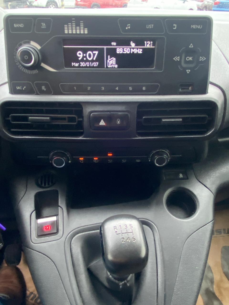 Peugeot Partner L1 Bluehdi – — foto 10 de 11